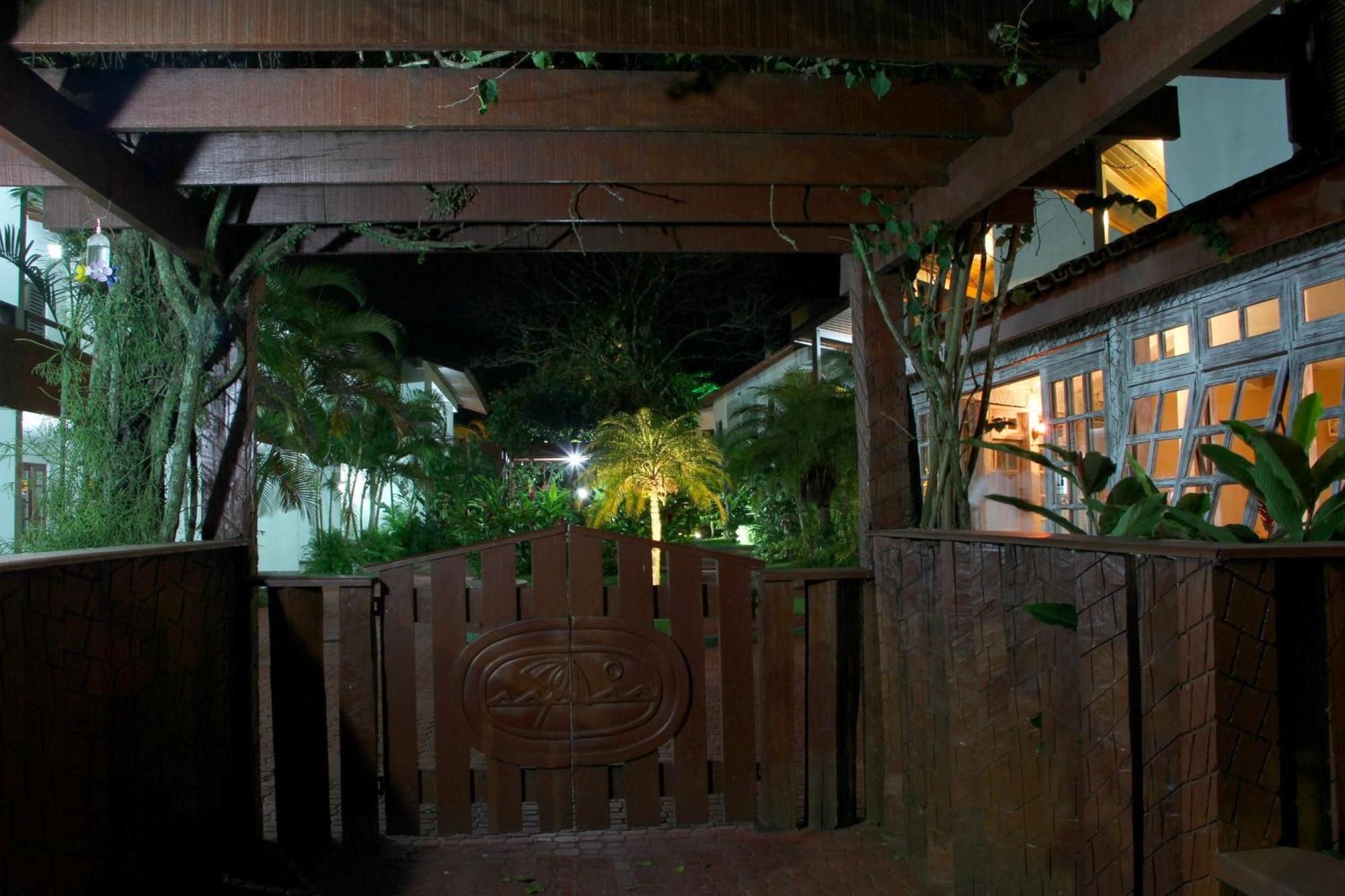 Pousada Larimor Boicucanga Exterior photo